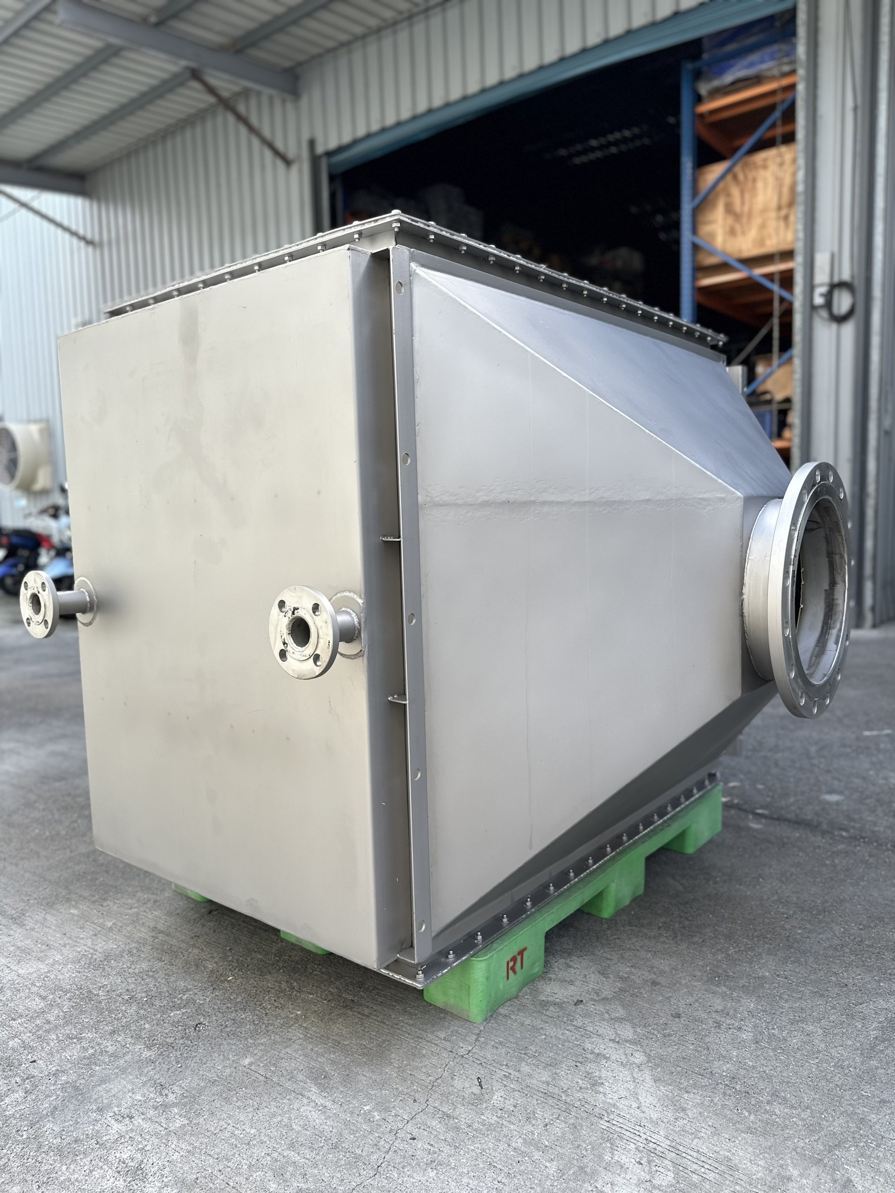  Air-Water Fin Heat Exchanger